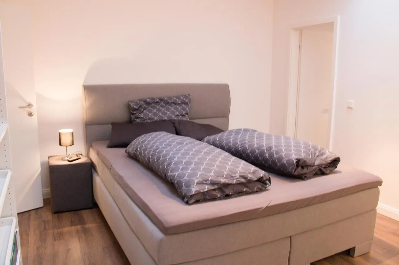 דיסלדורף White Lofty Und White Studio